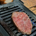 焼肉うしどし - 温菜：本日の厳選部位 ブリオッシュサンド