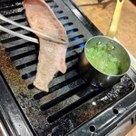 焼肉うしどし - タン焼きしゃぶ