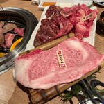 黒毛和牛まるごと一頭買い焼肉 道頓堀みつる - 