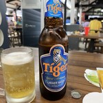 POPULAR FOOD FRIED RICE - ドリンク写真:Tiger beer $7.5