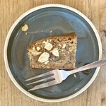 그리스 요리 Bakuro 그릭 키친&베이커리 - 카리도피타(호두 케이크)