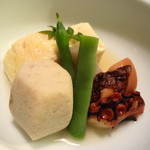 葉山 日影茶屋 - 茶屋膳　煮物　湯葉蒸し煮　蛸の柔らか煮