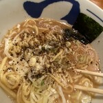 つじ田 神田御茶ノ水店 - 半分食べたら、投入〜