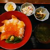 gosakudon - 令和5年7月
                本日の日替わり丼
                サーモンイクラ丼 680円