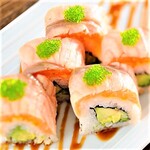 Grilled salmon and avocado Sushi
