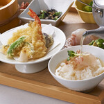 Red sea bream with sesame sauce and chazuke and tempura gozen