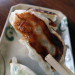 つる - 餃子（330円）