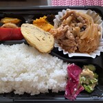 Vivo - 豚肉ときのこのトマト煮込み、甘酸っぱい味わい(^_-)