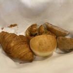 旧軽井沢ホテル音羽ノ森 - パン達は、おかわりできます