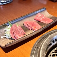 蕃 YORONIKU - 