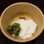 酒亭 田中 - お口直しの蕪