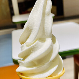 クィーンズソフトクリームカフェ_1