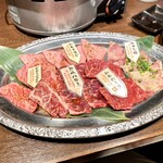 焼肉市場めぐろや - 