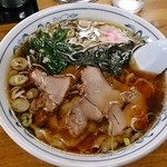 ワンタンメン750円