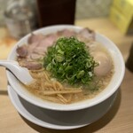 京都ラーメン 森井 - 醤油豚骨味玉ラーメン