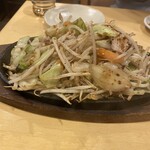 餃子 照井 - 