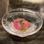 雄三郎 - 焼き茄子とウチモモの炙り