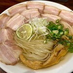 麺や　樂 - つめたいチャーシュー麺・しお