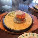 Hishimeki tei - 手づくりモッツァレラとフレッシュトマトのとろとろチーズイタリアンソース