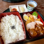 芳味亭 - 洋食弁当、ライス