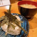 わびすけ - サバガーリックおにぎりと豚汁(˶ᐢωᐢ˶)