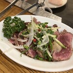 羊肉炭火焼 肉汁屋 - 