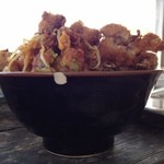 波止場食堂 - 真正面から