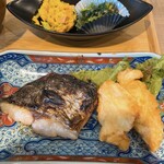 よこぼり食堂 - 西京焼・とり天