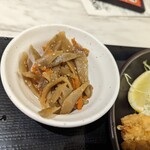 香鶏deli 鳥八 ミッテン府中店 - 小鉢(きんぴらごぼう)