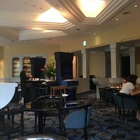 KATO'S DINING & BAR - 