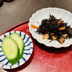 Hikariya - 天丼（並）小鉢とお漬物付き