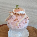 PATISSERIE KARAKU - 桃のタルトかき氷
