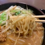 蔵出し味噌 麺場 田所商店 - 麺リフト