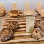 カミヤ ベーカリー - 内観