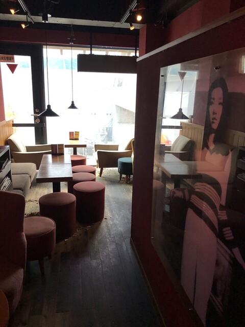 Caramel Mama photo 4