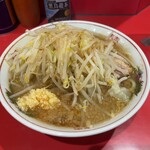 Ramen Jirou Chibaten - 2.8の野菜、スープの色