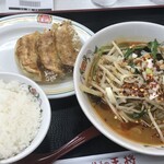 餃子の王将 - フェアセット（台湾ラーメン、餃子3個、ライス（990円）