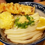 梅田 釜たけうどん - ちくわ玉天ぶっかけ（冷盛）