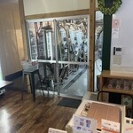 Quartet Brewing Co. - たまたまですが、作りたての、新しい樽をあけてくれました。