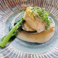 ザ タヴァン グリル＆ラウンジ - 