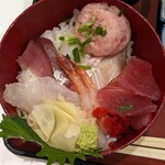 牧原鮮魚店 - 仲買の海鮮丼 上