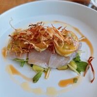 ザ タヴァン グリル＆ラウンジ - 