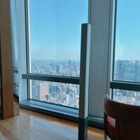 ザ タヴァン グリル＆ラウンジ - 