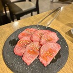 Yakiniku Tombi - 