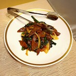 北京料理桂蘭 - レバーとニラの味噌炒めです(o^^o)