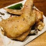 やきとり 嶋家 - ひな鳥の素揚げ。