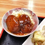 越前 - 野菜炒め定食830円選べるおかずは煮込みハンバーグ選択