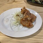 げんこつらーめん - セットのからあげ(1個食べてしまってます)