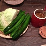 宮崎県日向市 塚田農場 - 季節野菜のざる盛り（秘伝の味噌で）