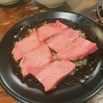 炭火焼肉 ホルモン やま元 - 